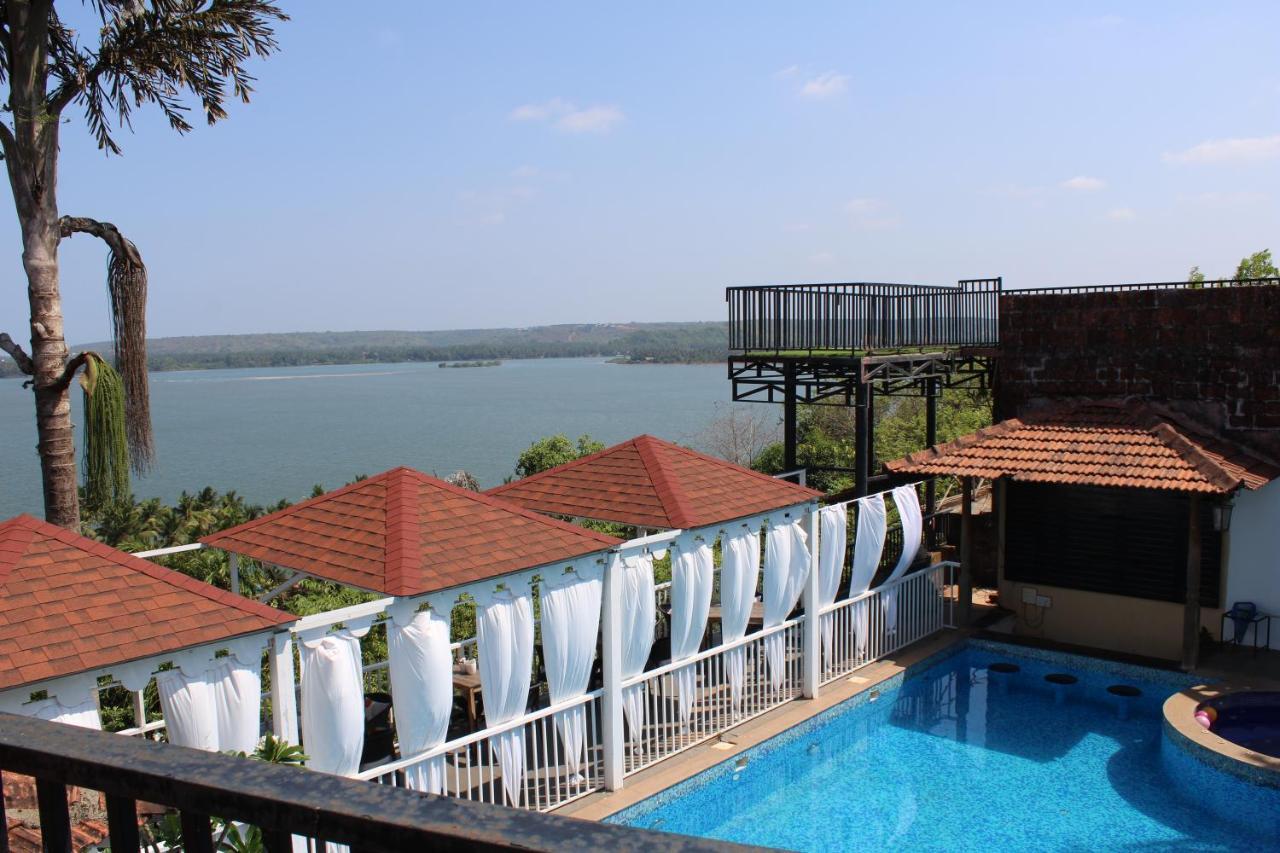Raposo Resorts Vagator Exterior photo